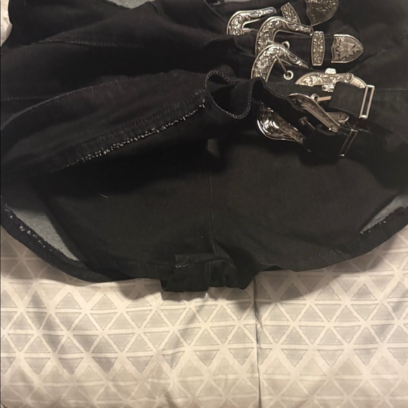 CUPSHE belt skirt NWOT - Picture 2 of 2